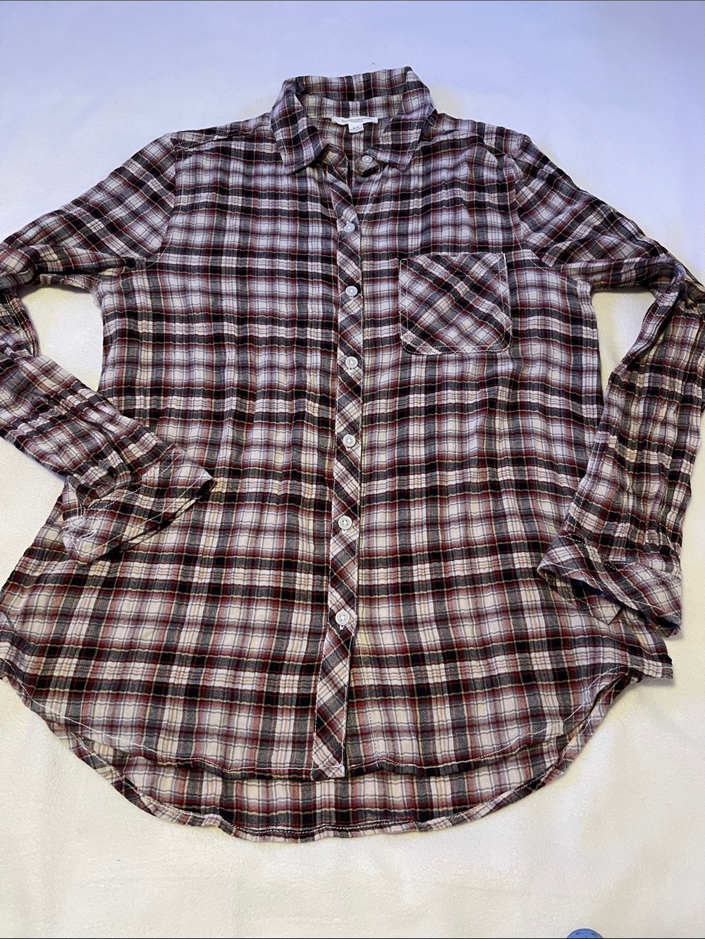 beachlunchlounge Men's Plaid Button-Down Shirt in Burgundy, Black and White